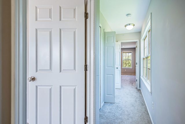 2865 Barclay Way, Ann Arbor, MI 48105