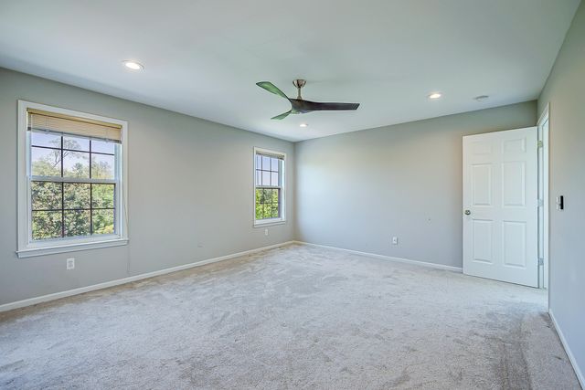 2865 Barclay Way, Ann Arbor, MI 48105