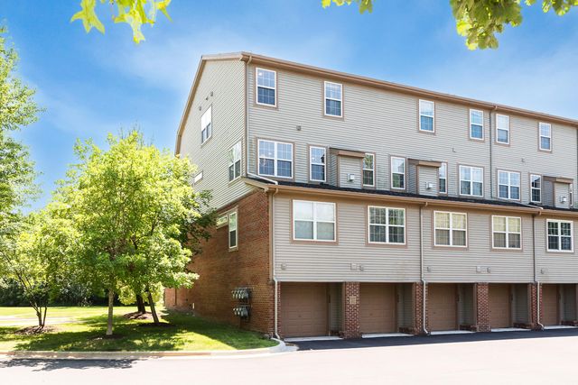 2865 Barclay Way, Ann Arbor, MI 48105