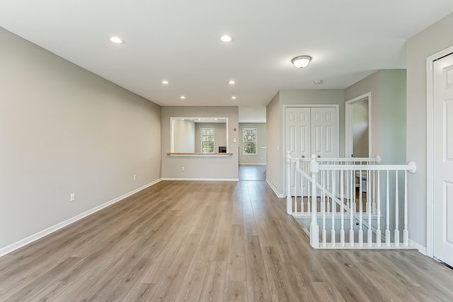 2865 Barclay Way, Ann Arbor, MI 48105