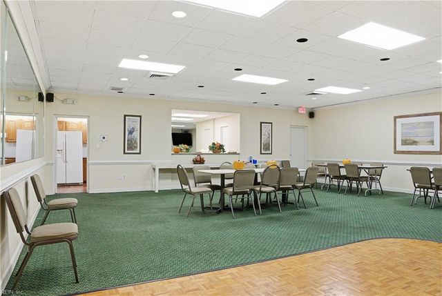 3300 Ocean Shore Ave Apt 703, Virginia Beach, VA 23451