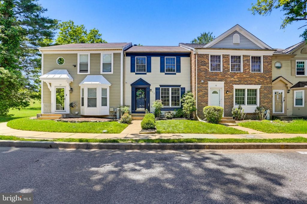 Image 37 of property listing at 17 WENSLEY DALE CT, Owings Mills, MD 21117