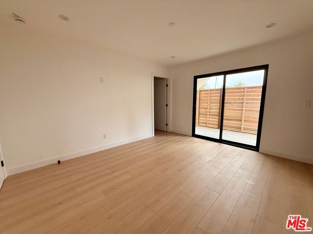 2705 Benedict Street, Los Angeles, CA 90039
