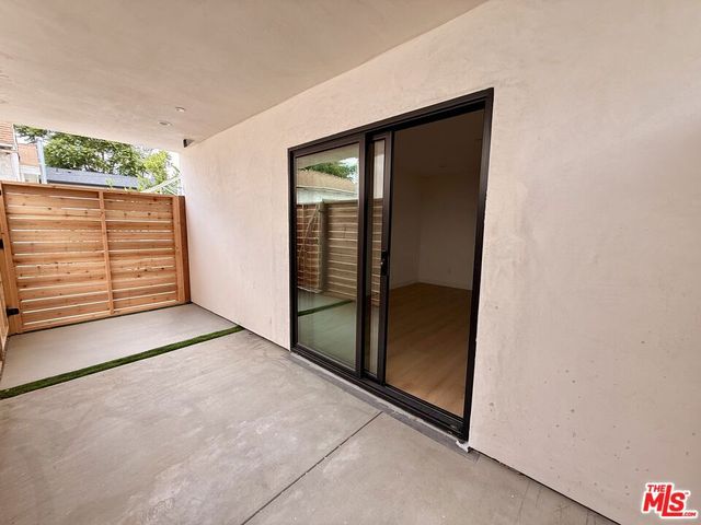 2705 Benedict Street, Los Angeles, CA 90039