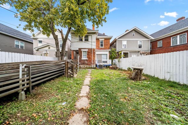 1225 E Livingston Avenue, Columbus, OH 43205