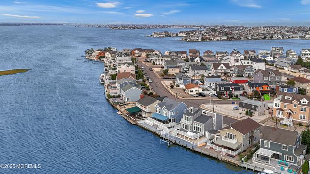 465 Boca Raton Drive, Lavallette, NJ 08735