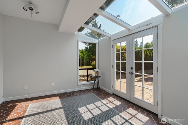 627 N Waugh Road, Mount Vernon, WA 98273