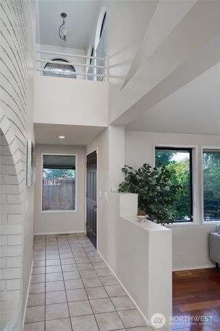 627 N Waugh Road, Mount Vernon, WA 98273