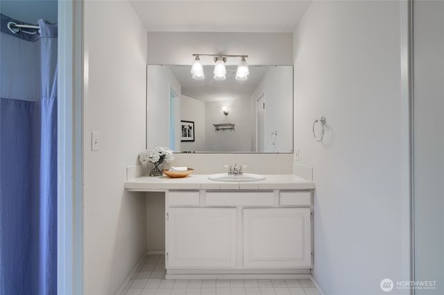 627 N Waugh Road, Mount Vernon, WA 98273