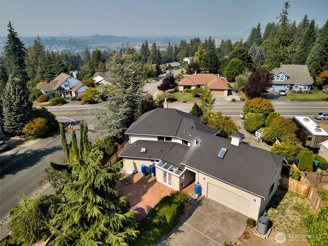 627 N Waugh Road, Mount Vernon, WA 98273