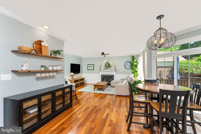 25504 HEATHFIELD CIR, Chantilly, VA 20152