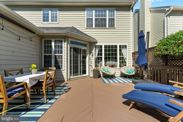 25504 HEATHFIELD CIR, Chantilly, VA 20152