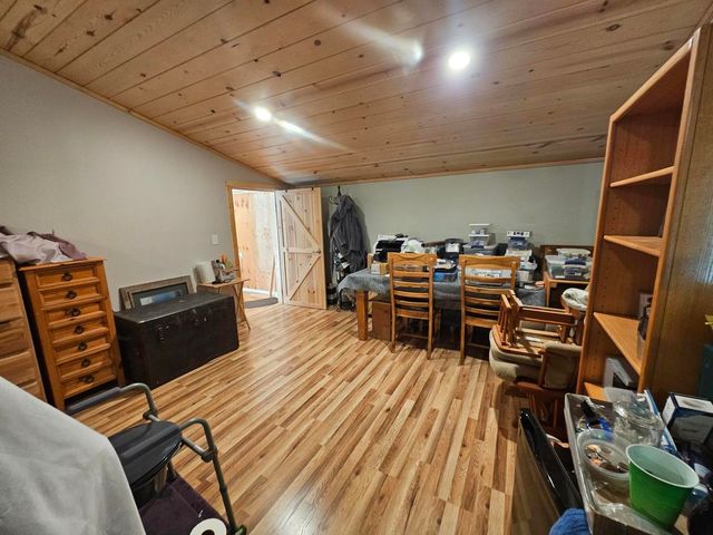 647 Elm Tree Dr, Colville, WA 99114