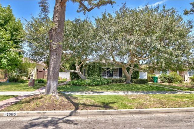 1505 E Armando, Long Beach, CA 90807