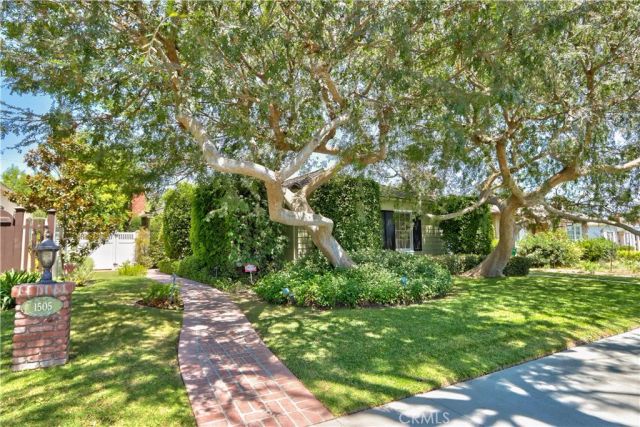 1505 E Armando, Long Beach, CA 90807
