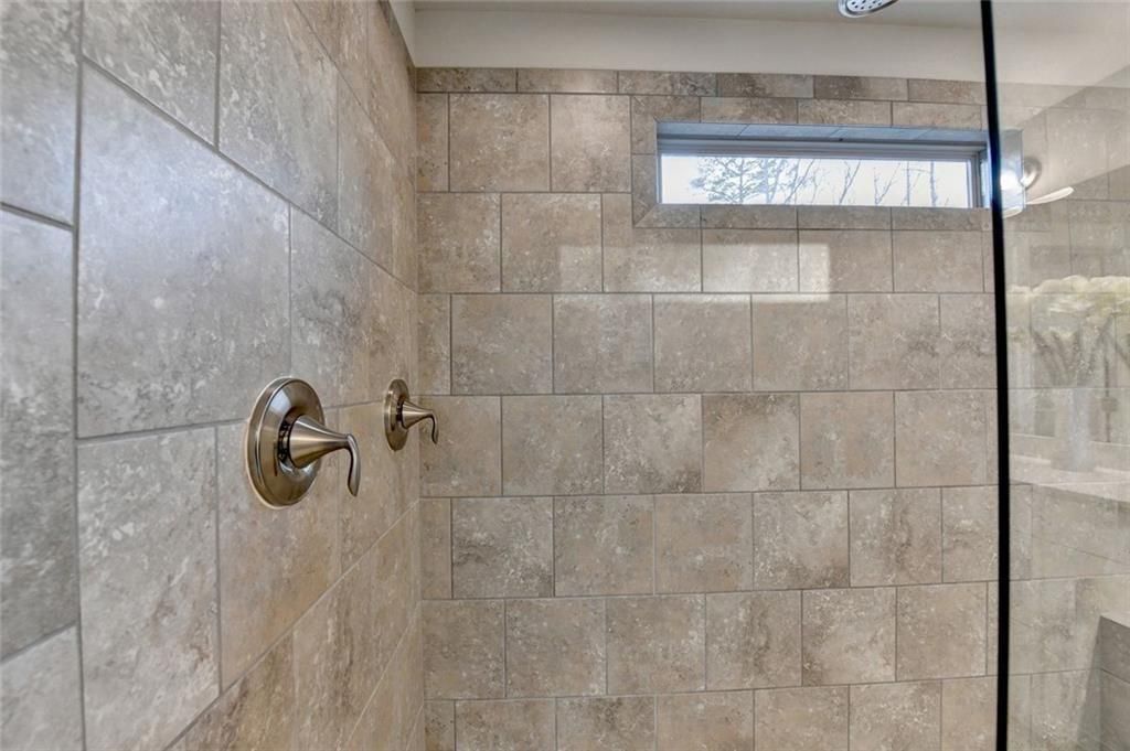 Image 45 of property listing at 5780 Winding Lakes Drive, Cumming, GA 30028