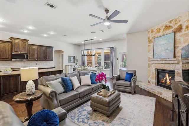 505 Peterhouse Drive, Mckinney, TX 75071