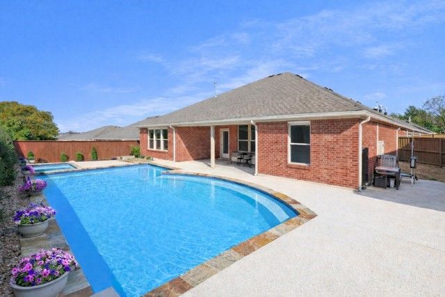 505 Peterhouse Drive, Mckinney, TX 75071