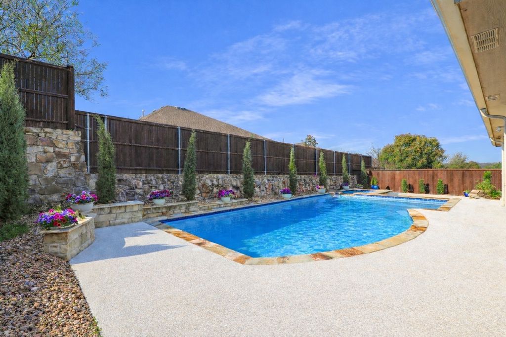 505 Peterhouse Drive, Mckinney, TX 75071