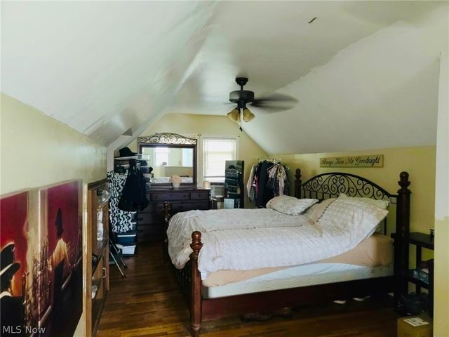 2402 E 35th Street, Lorain, OH 44055