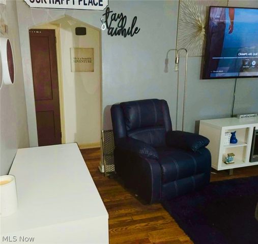 2402 E 35th Street, Lorain, OH 44055