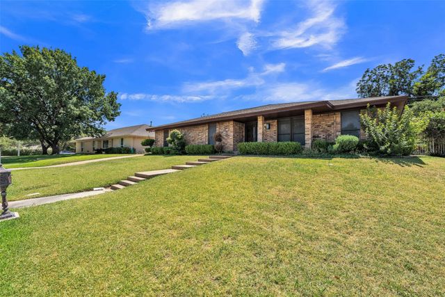 6808 Winchester Court, Fort Worth, TX 76133