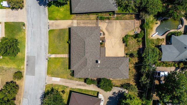6808 Winchester Court, Fort Worth, TX 76133