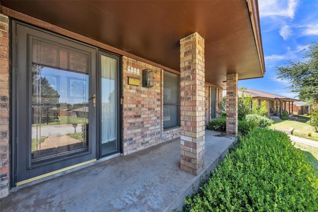 6808 Winchester Court, Fort Worth, TX 76133