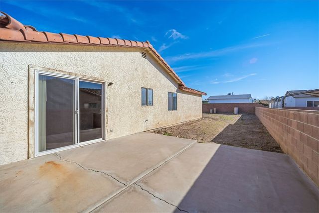 1676 Ash Avenue, Bullhead City, AZ 86442