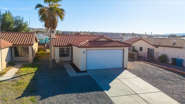 1676 Ash Avenue, Bullhead City, AZ 86442