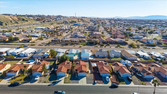 1676 Ash Avenue, Bullhead City, AZ 86442
