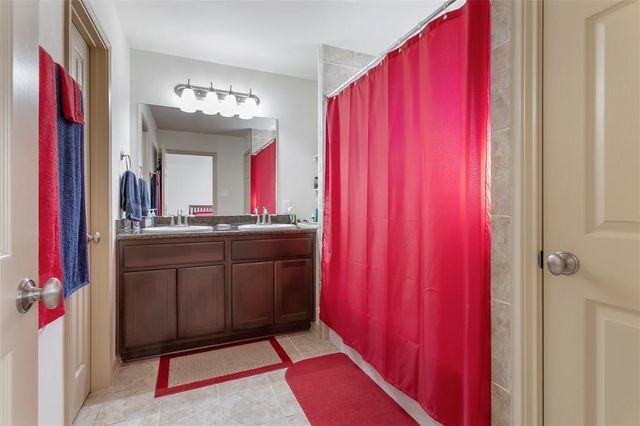 5104 Pinemont Place, Houston, TX 77092