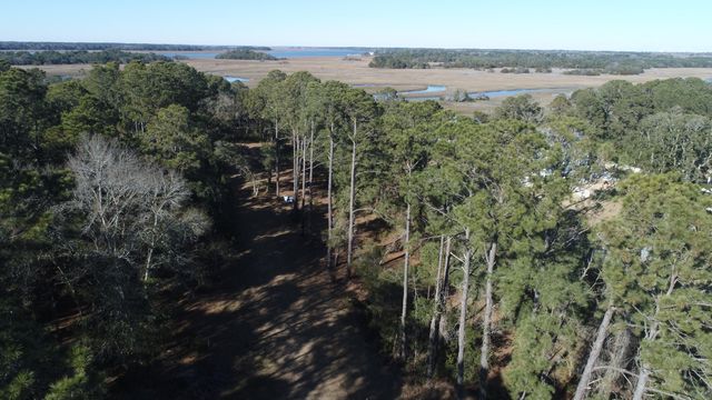 2134 Mcneil Washington Road, Charleston, SC 29412