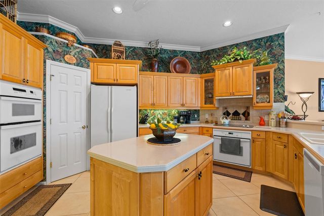 7517 COVENTRY COURT, Lakewood Ranch, FL 34202