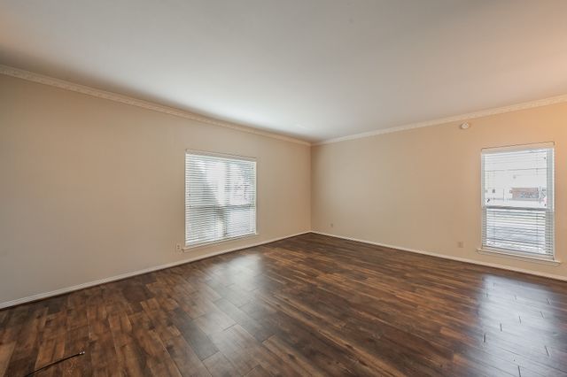 4312 Bellaire Drive S 127, Fort Worth, TX 76109