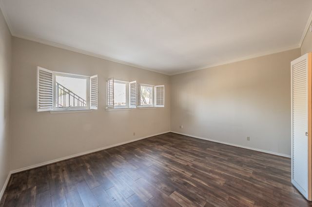 4312 Bellaire Drive S 127, Fort Worth, TX 76109