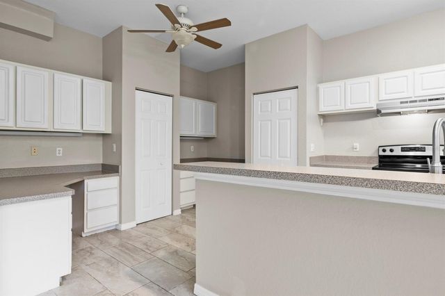 5039 SUNRIDGE PALMS DRIVE 203, Tampa, FL 33617
