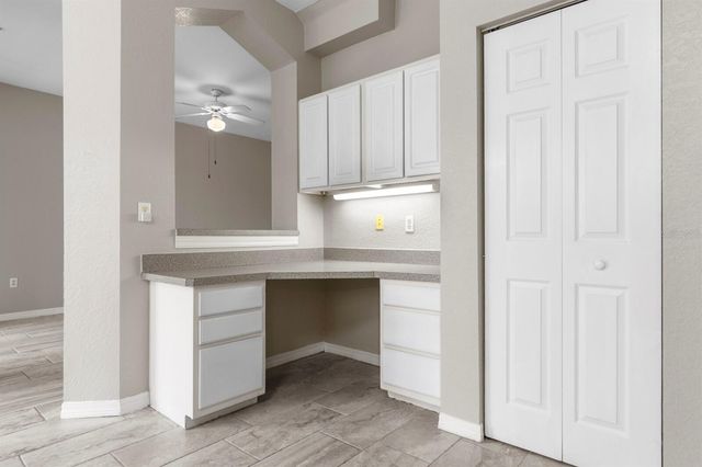 5039 SUNRIDGE PALMS DRIVE 203, Tampa, FL 33617