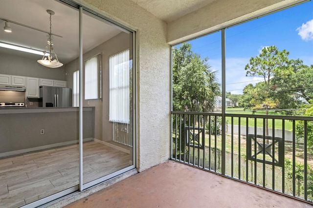 5039 SUNRIDGE PALMS DRIVE 203, Tampa, FL 33617
