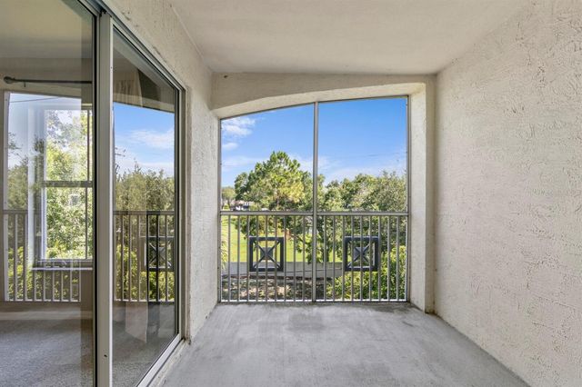 5039 SUNRIDGE PALMS DRIVE 203, Tampa, FL 33617