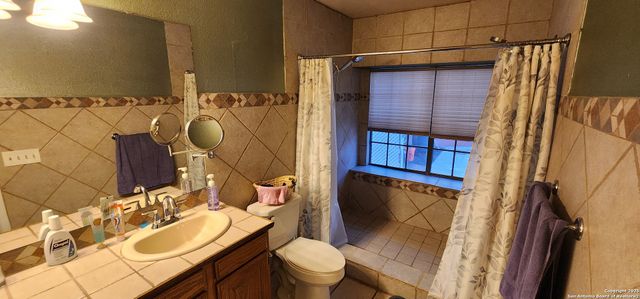 6907 Raintree, San Antonio, TX 78233