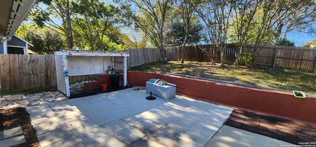 6907 Raintree, San Antonio, TX 78233