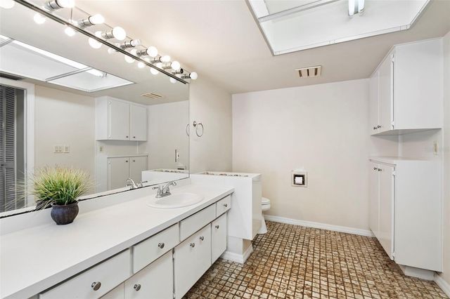207 DUNBRIDGE DRIVE, Palm Harbor, FL 34684