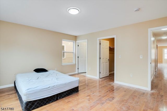 150 N Munn Ave, East Orange City, NJ 07017