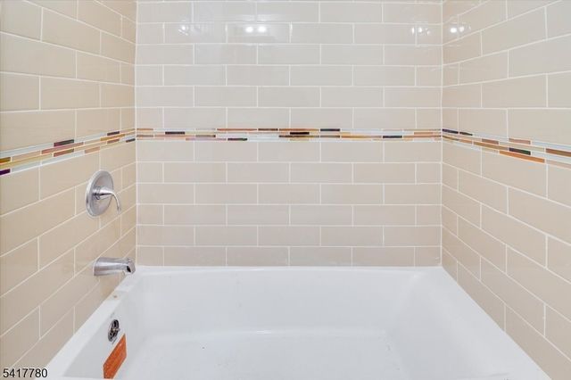 150 N Munn Ave, East Orange City, NJ 07017