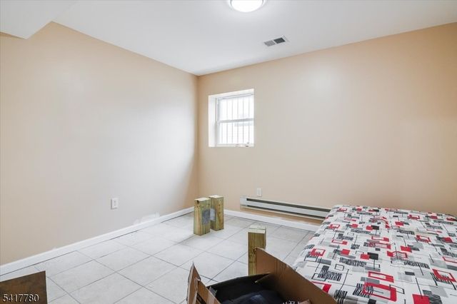 150 N Munn Ave, East Orange City, NJ 07017