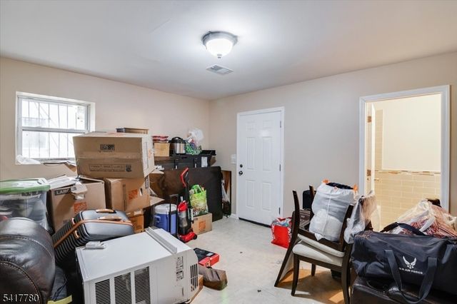 150 N Munn Ave, East Orange City, NJ 07017