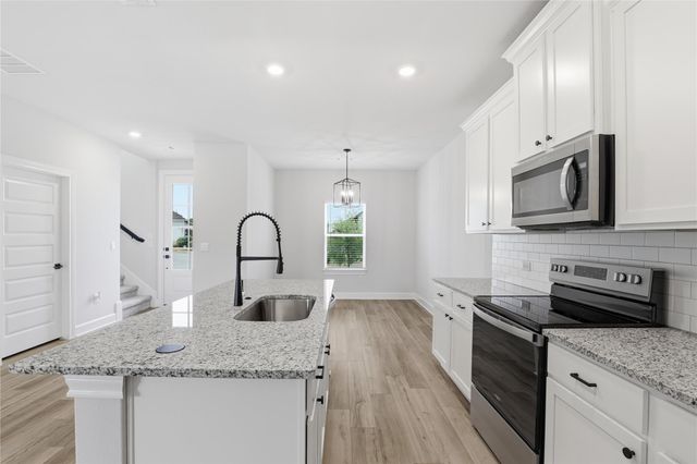 9320 Gladsome PATH, Manor, TX 78653