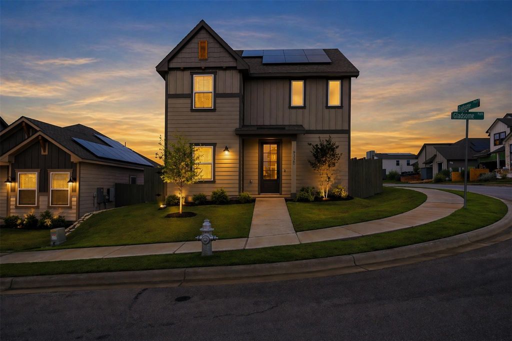 9320 Gladsome PATH, Manor, TX 78653