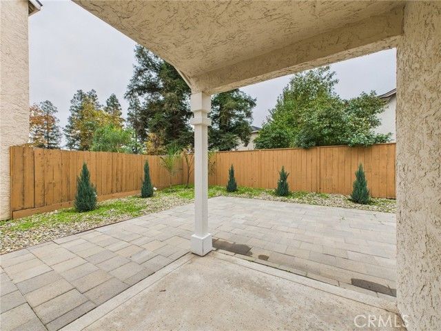 10781 N Windham Bay Circle, Fresno, CA 93730